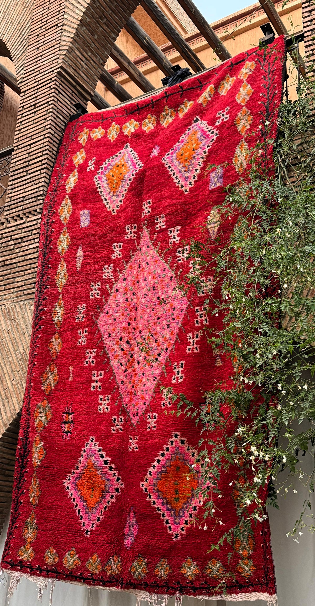 Aghbalou – Vintage Red Moroccan Rug