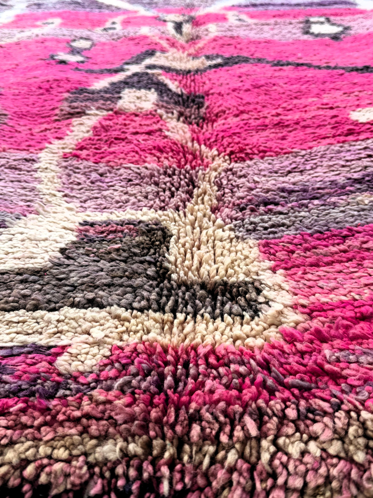 Zaouiat – Handmade Pink Moroccan Rug