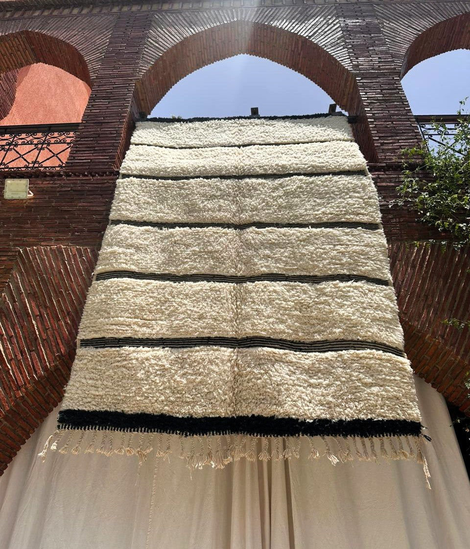 Immouzer – White and Black Moroccan Rug