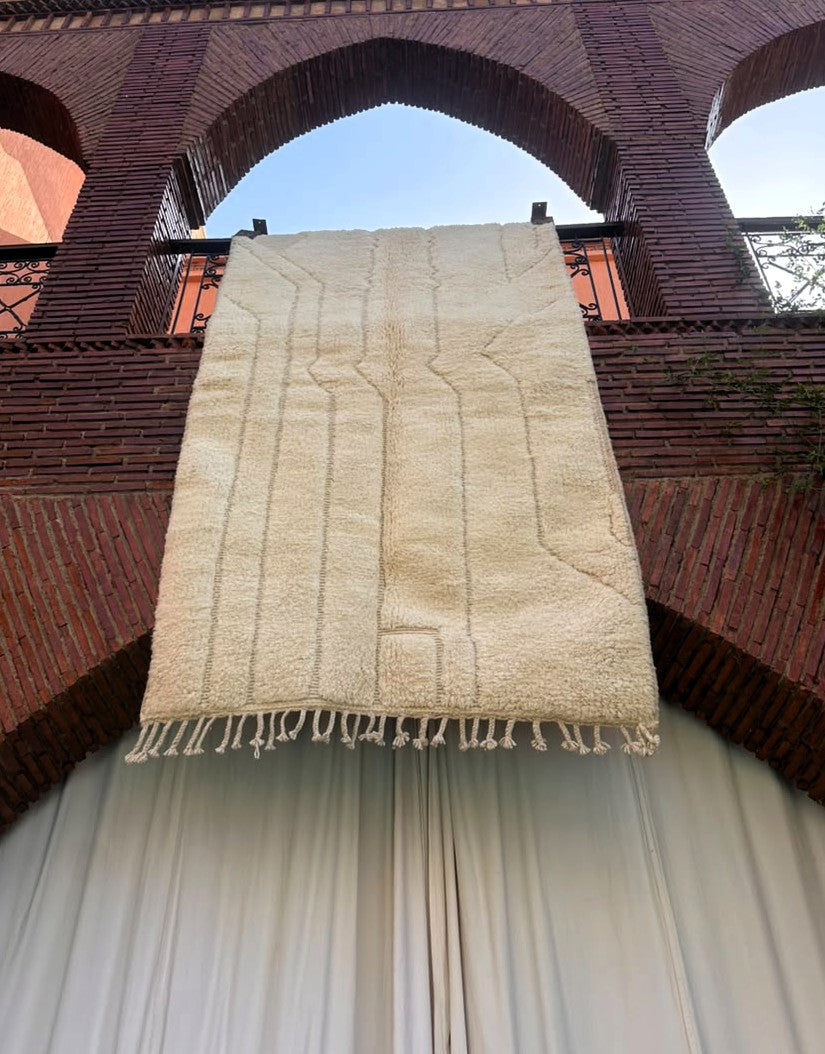 Tafingoult – Ivory Textured Moroccan Rug