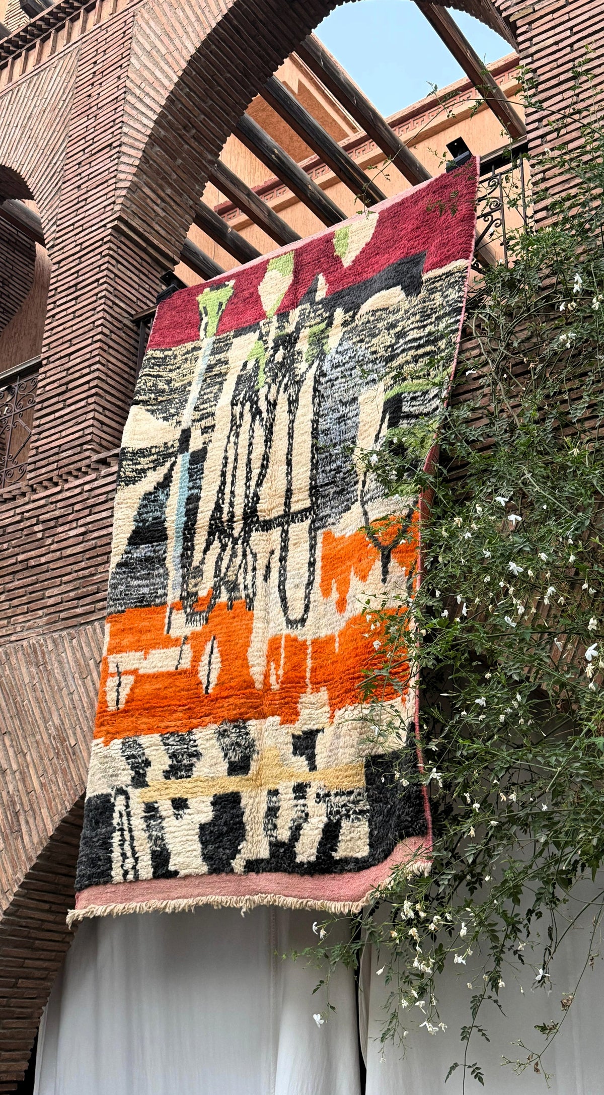 Ijoukak – Handmade Colorful Moroccan Rug