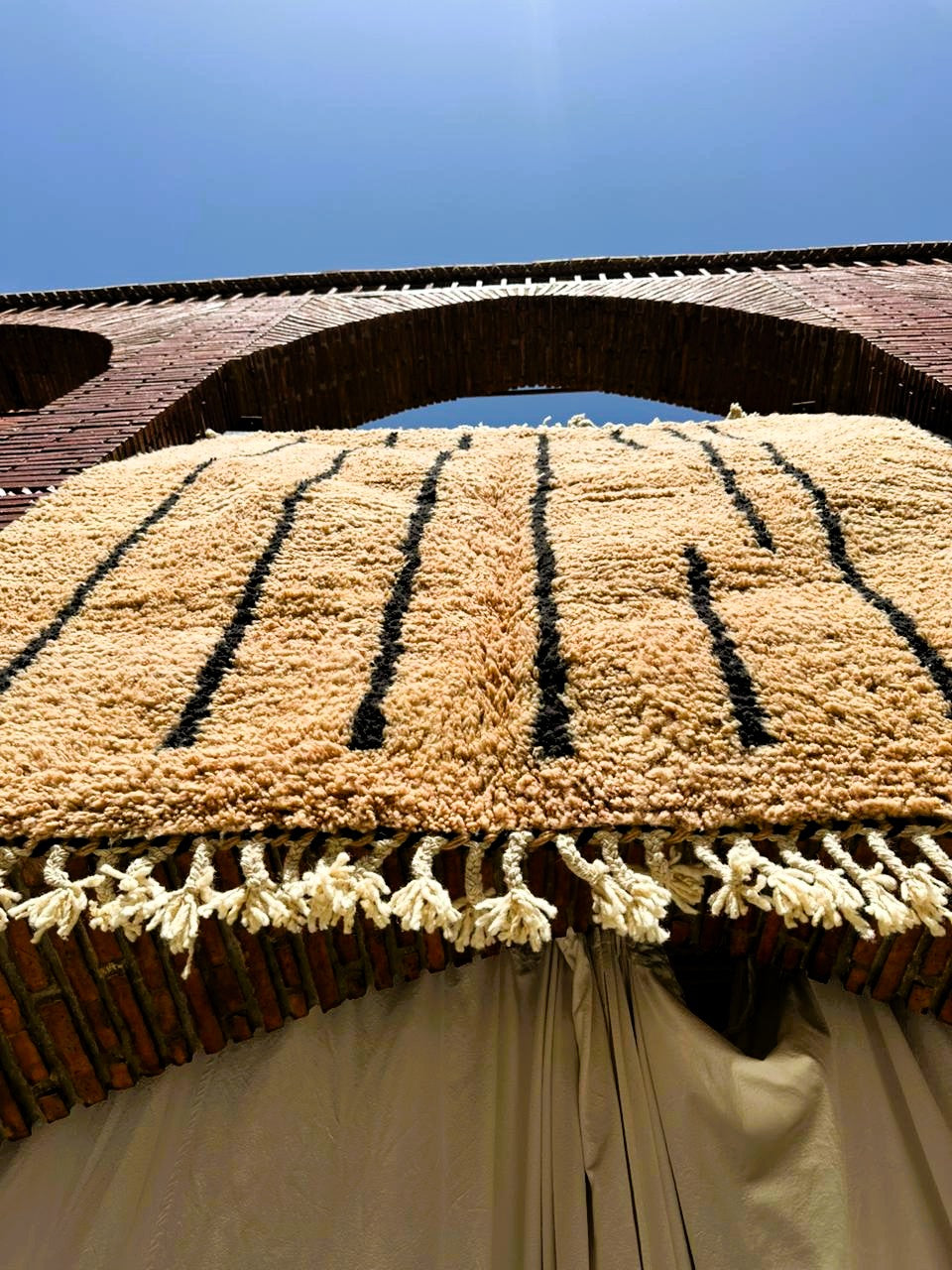 Ounein – Caramel Moroccan Rug