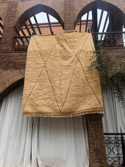 Aoufous – Handmade Beige Moroccan Rug
