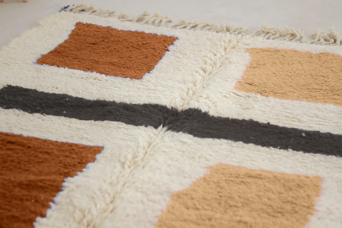 Nkob – Handmade Colorful Moroccan Rug