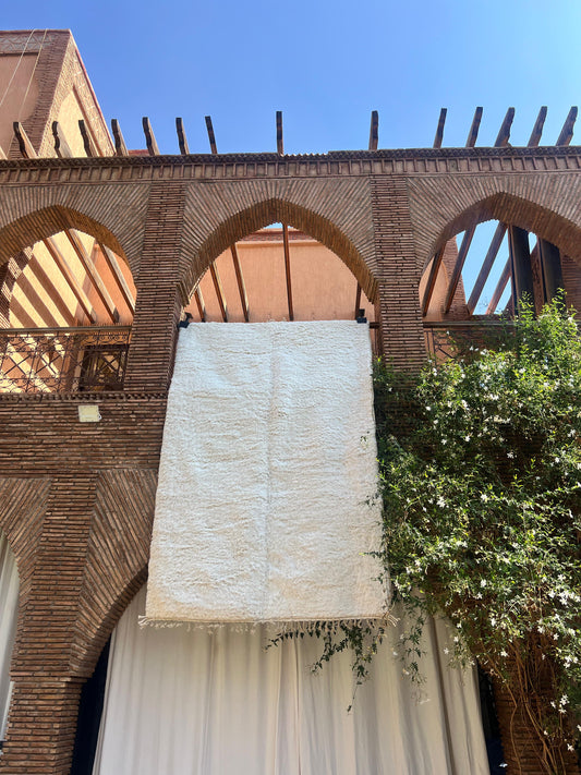 Tarfaya – Handmade White Moroccan Rug