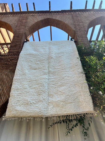 Tarfaya – Handmade White Moroccan Rug