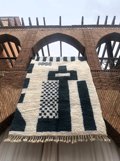 Toubkal – Handmade Black and White Checkered Rug