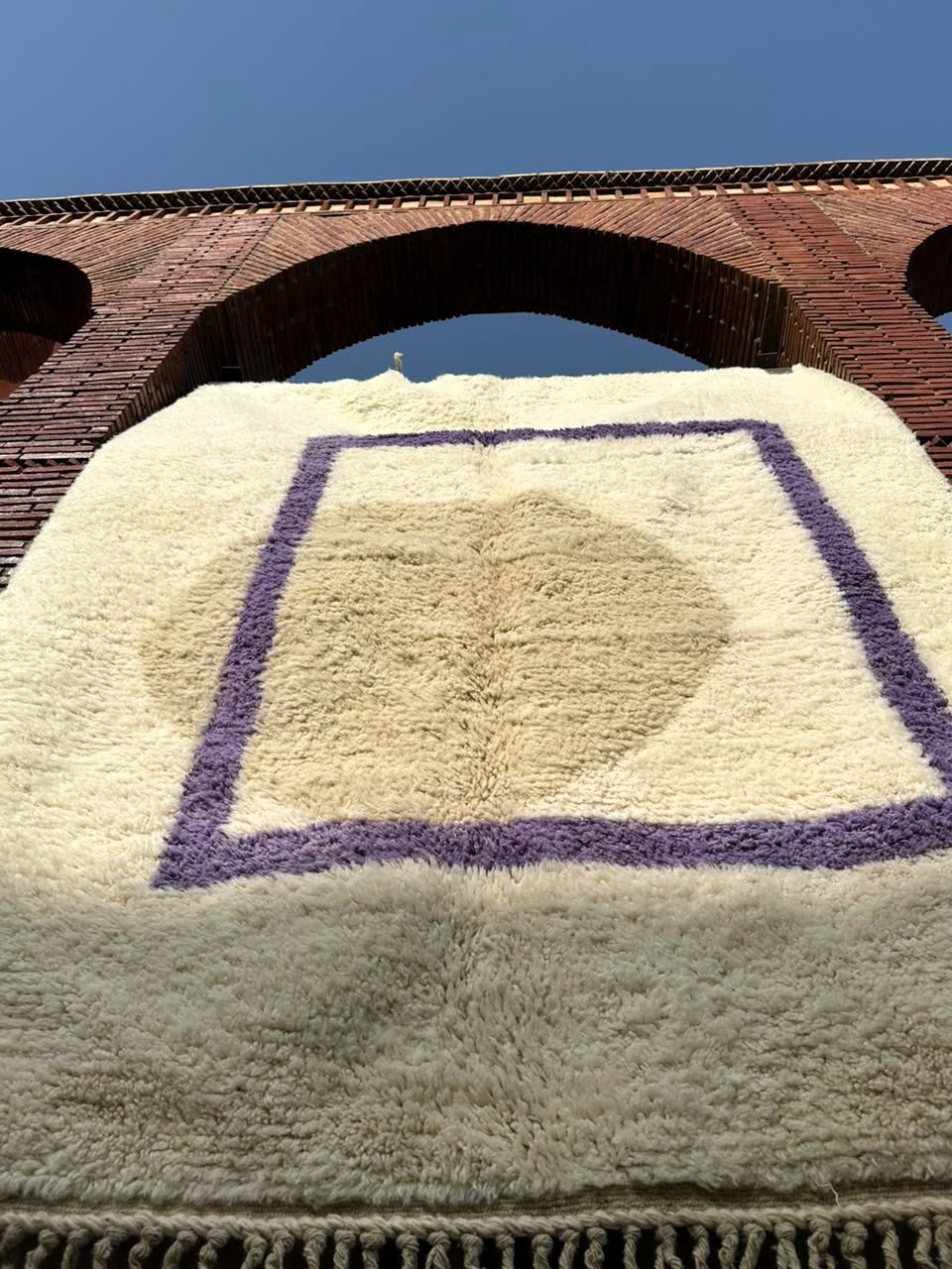 Kénitra – Handmade White Moroccan Rug