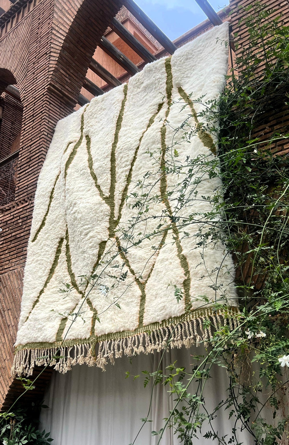 Siroua – Handmade Green and Ivory Moroccan Rug