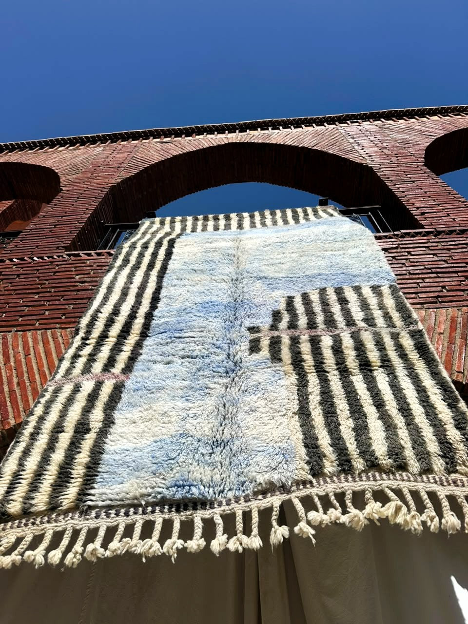 Legzira – Handmade Blue Moroccan Rug