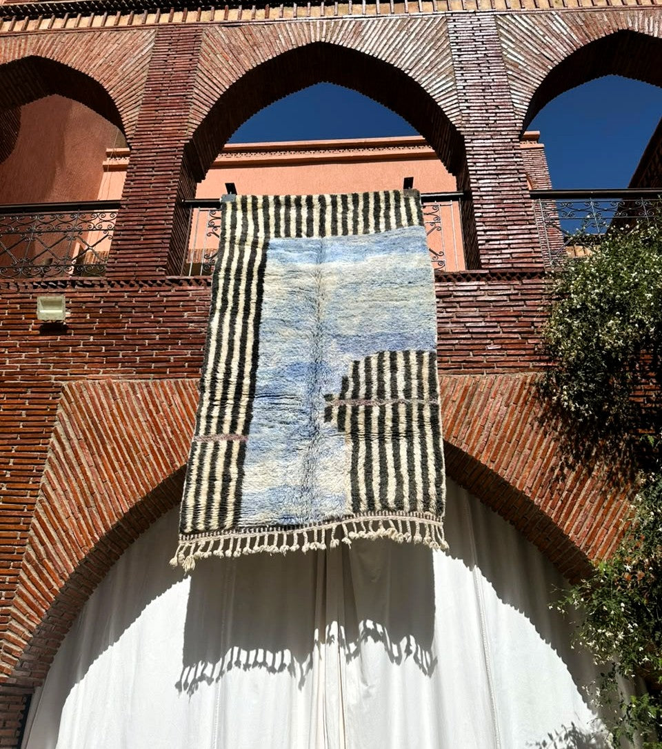 Legzira – Handmade Blue Moroccan Rug