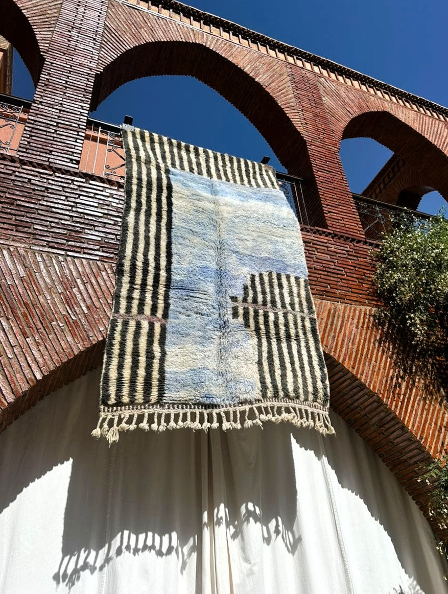 Legzira – Handmade Blue Moroccan Rug