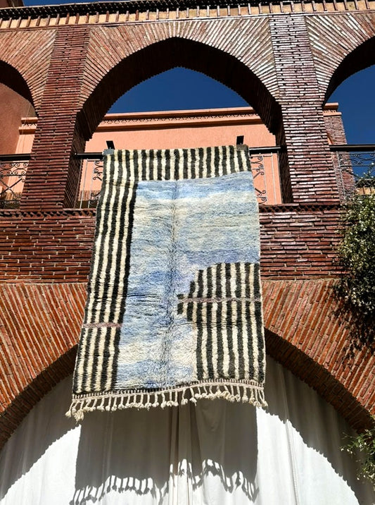 Legzira – Handmade Blue Moroccan Rug