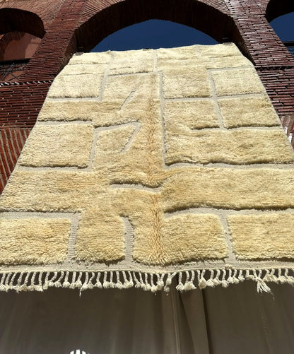Tamnougalt – Handmade Beige Moroccan Rug