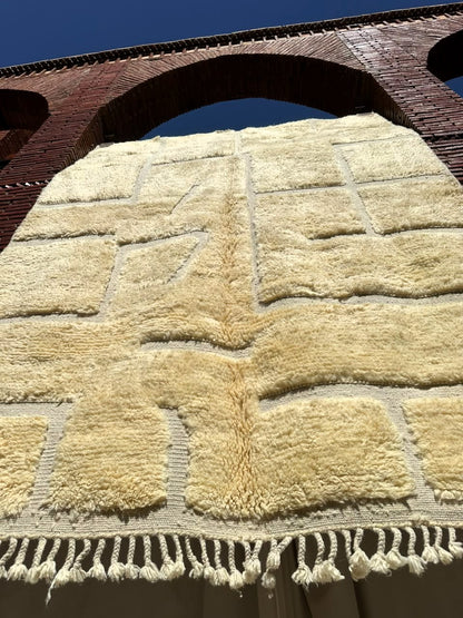 Tamnougalt – Handmade Beige Moroccan Rug