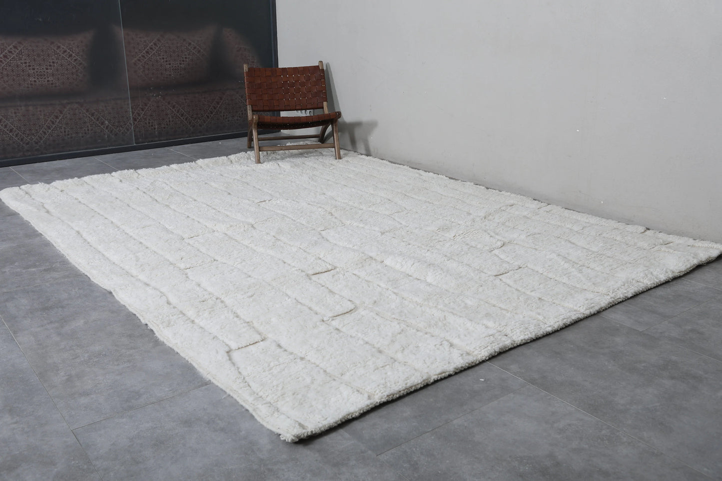 Ivory Whisper: Handcrafted Moroccan Wool Rug