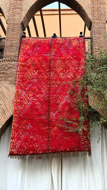 Beni Mguild – Vintage Red Moroccan Rug