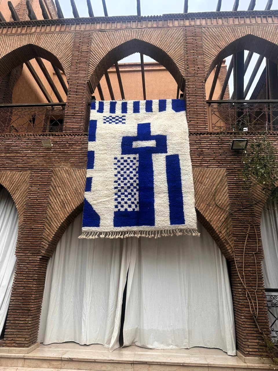 Taza – Handmade Blue Moroccan Rug