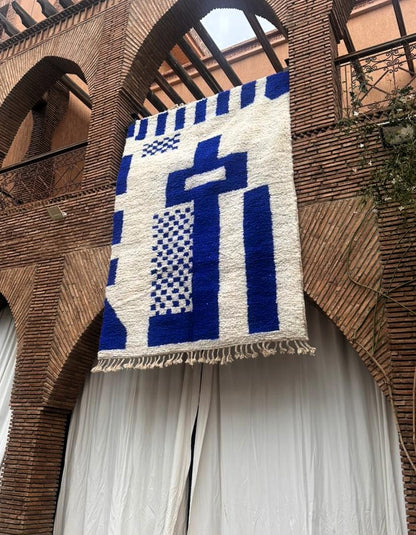 Taza – Handmade Blue Moroccan Rug
