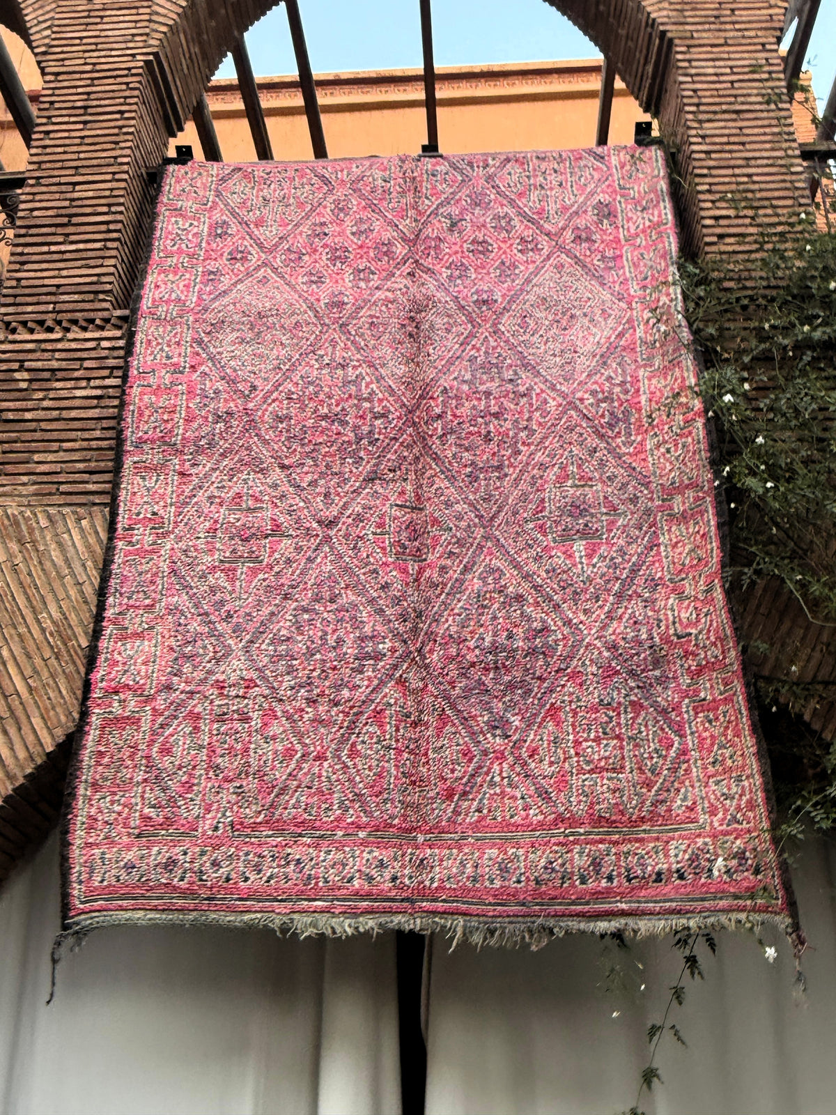Khenifra – Vintage Pink Moroccan Rug
