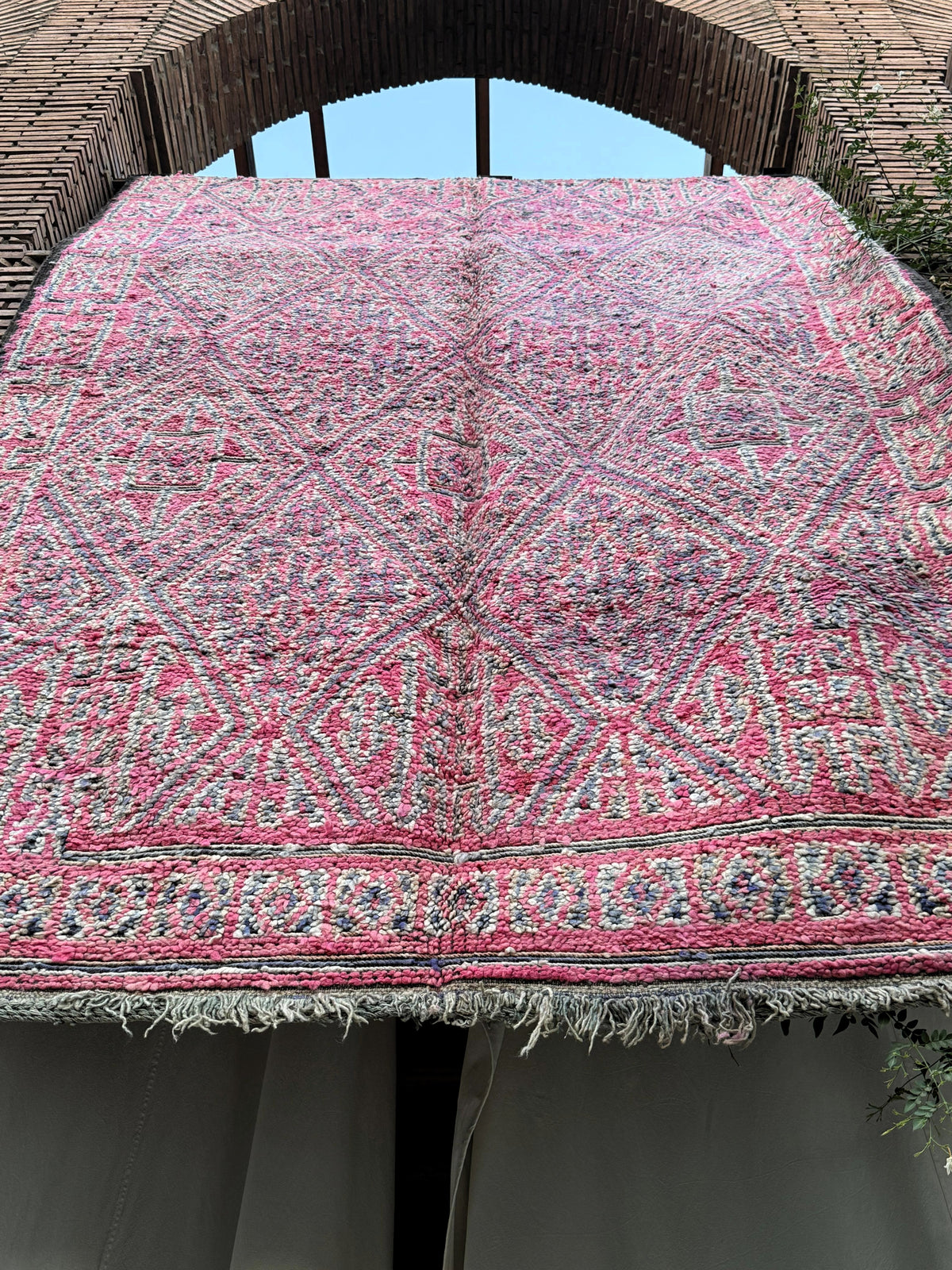 Khenifra – Vintage Pink Moroccan Rug