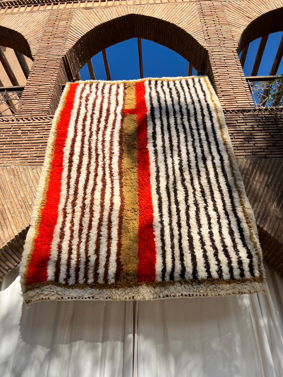 Taznakht – Handmade Striped Moroccan Rug