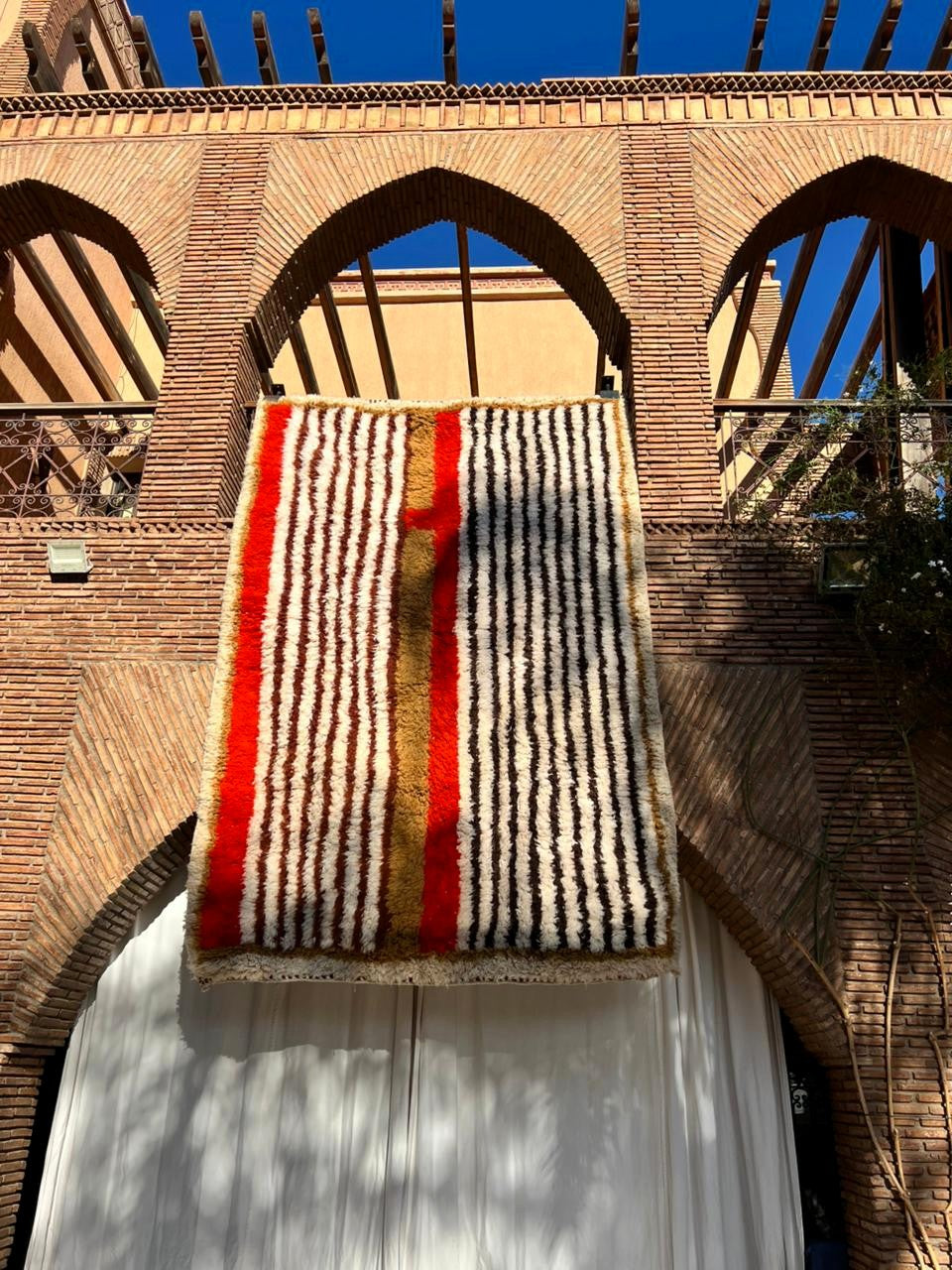 Taznakht – Handmade Striped Moroccan Rug