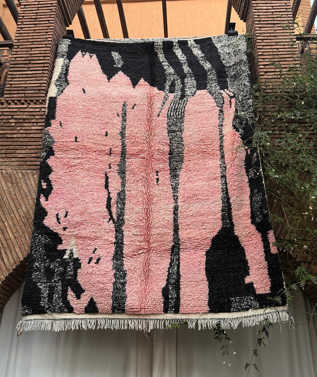 Amizmiz – Handmade Pink Moroccan Rug