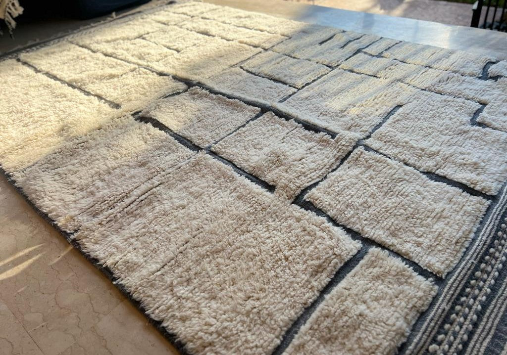 Dakhla - tapis en laine tissé main - 300x200 cm - blanc & gris