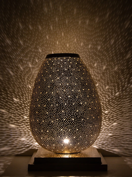 Grand lampadaire : élégance cosmique cuivre, 55x33 cm