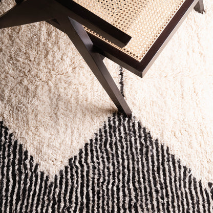 Ouarzazate - Handmade Black and White Moroccan Berber Rug  